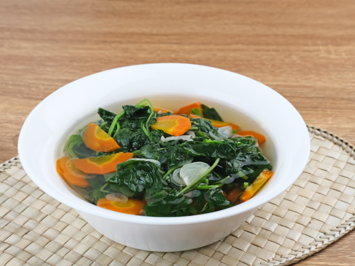 khasiat sayur bayam